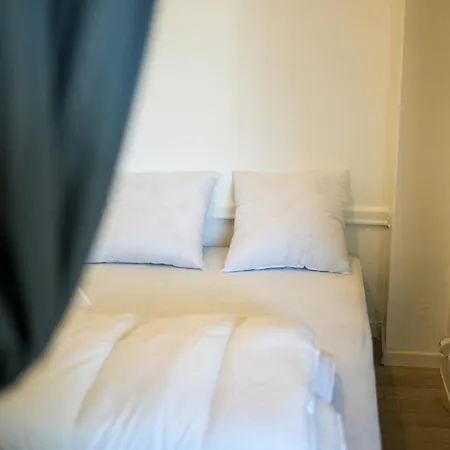 La Medievale, Au Coeur De La Vieille - N6