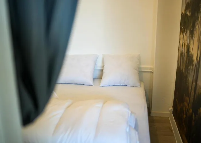 La Medievale, Au Coeur De La Vieille - N6